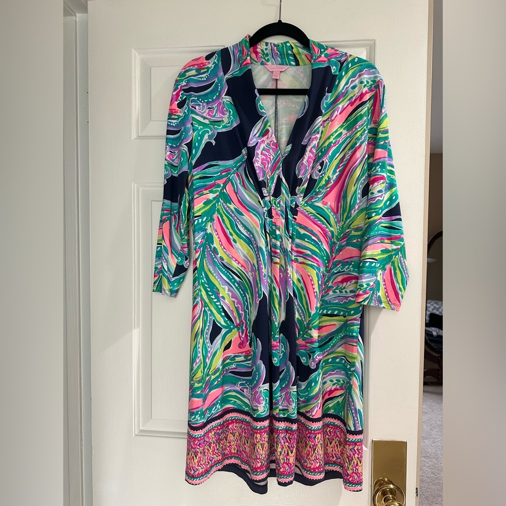Lilly Pulitzer V Neck Dress 3/4 sleeve